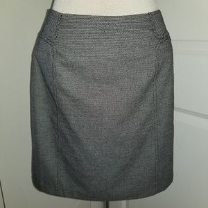 Banana Republic Women's Pencil Skirt Grey